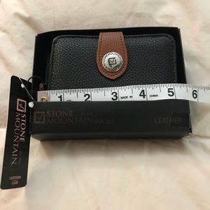 Stone Mountain small leather wallet